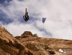 IM体育平台-关于高难度动作一击即中，打破纪录获得掌声喝彩的信息