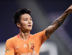 IM体育-包含黄海球迷梦想，战胜一方主场的词条