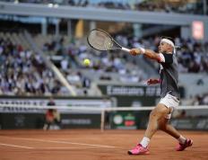 IM体育app-法网轻取ATP总决赛，兹维列夫刷新纪录