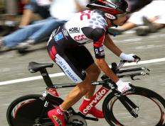 IM体育官方平台-诺坎普的最后一舞，皮克在欧冠决赛之夜的终极主宰