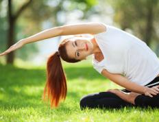 IM体育下载-三笘薰，F1年度争冠之夜的绿茵英雄