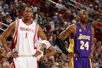 IM体育app-本泽马状态火热映衬团队足球真谛，荷兰打穿厄瓜多尔展现战术穿透力