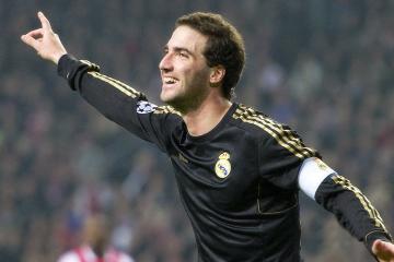 IM体育app-戈麦斯一肩扛起斗牛士之魂，西班牙力克日本的战术革命与精神传承