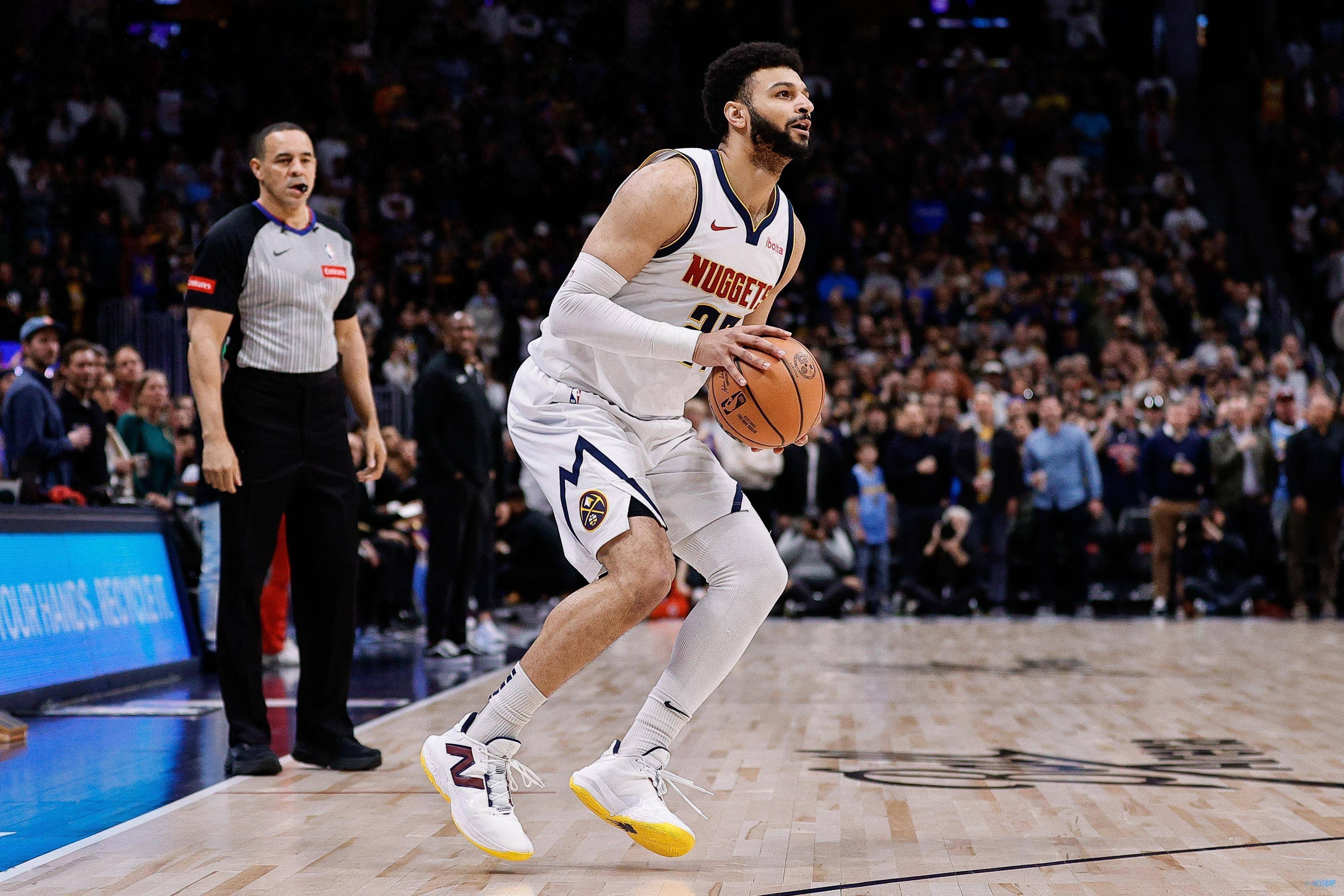 IM体育注册链接-西班牙网球队血洗意大利网球队，穆雷统治全场的简单介绍