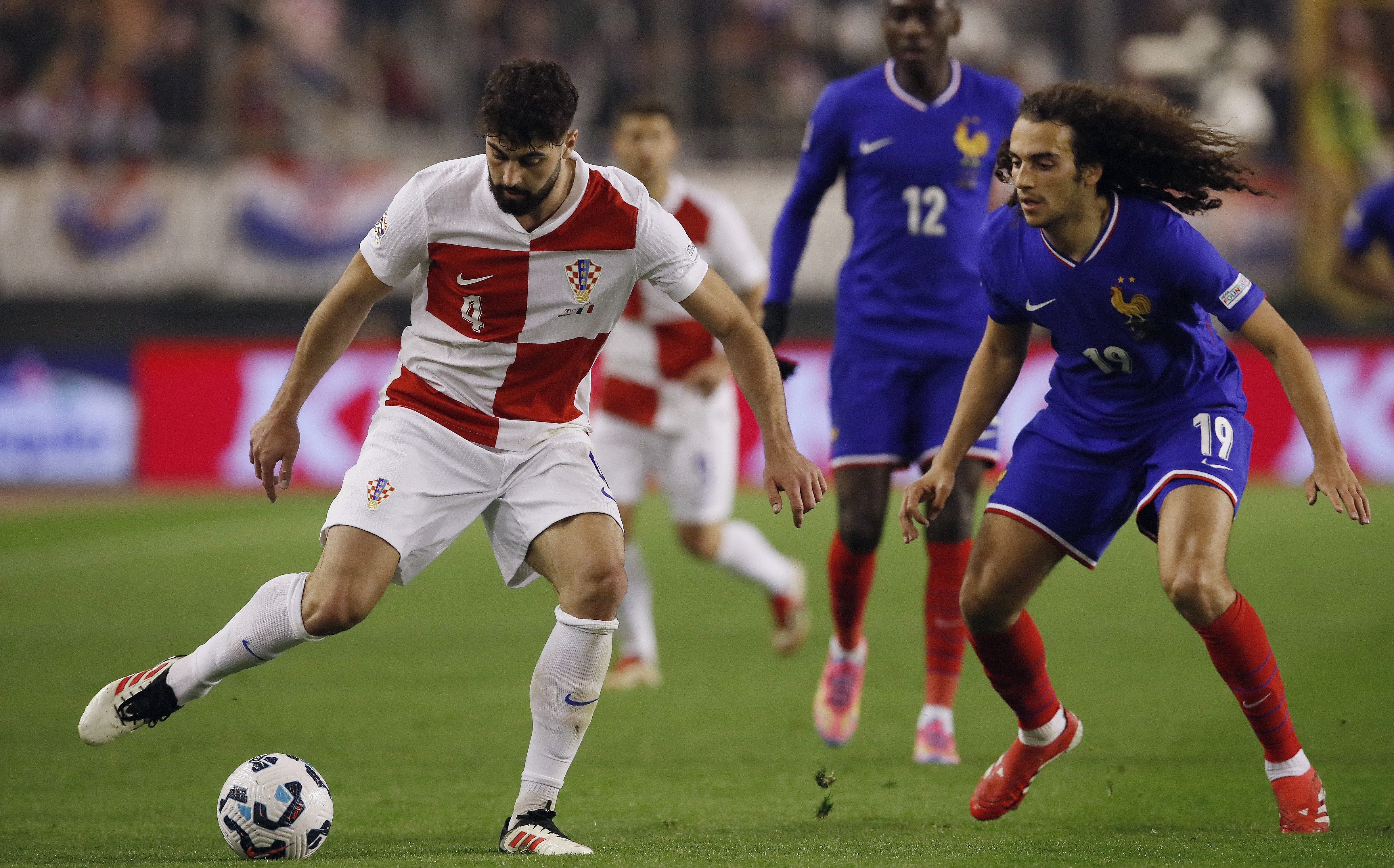 IM体育网页版登录入口-克罗地亚激战葡萄牙,一胜一负出局欧预赛的简单介绍