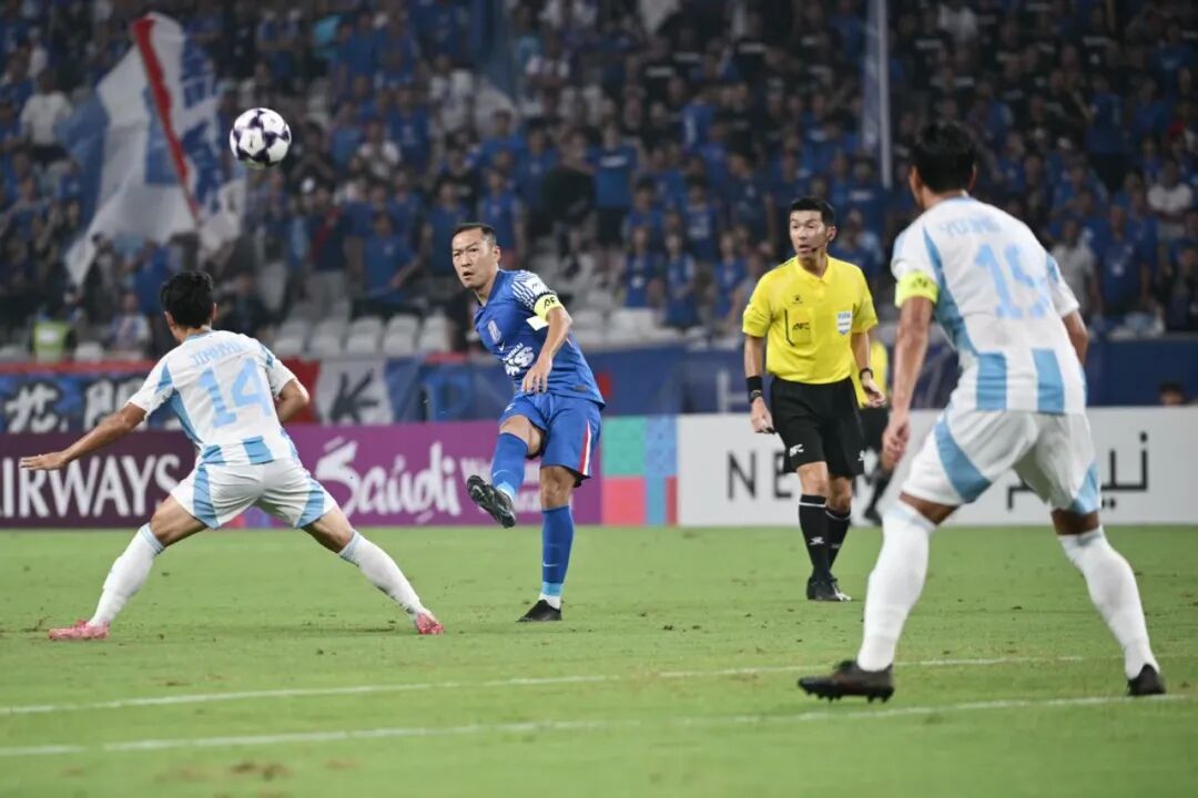 IM体育官网-重庆斯威主场战平上海绿地申花，保持不败的简单介绍