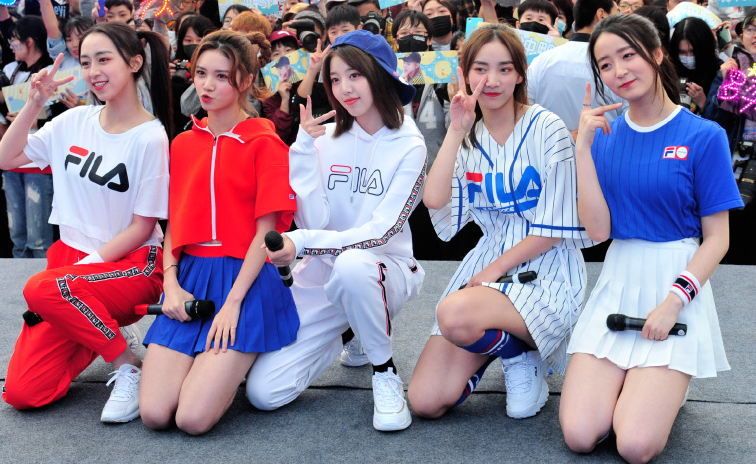 IM体育下载-包含比斯利切尔西雄心壮志，冲刺冠军梦想不止的词条