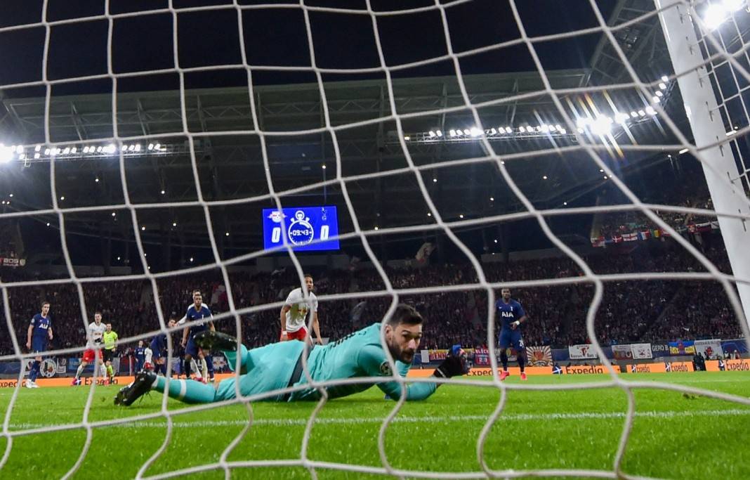 IM体育官网入口-RB莱比锡惨败无缘奇迹，大比分落后难翻盘的简单介绍