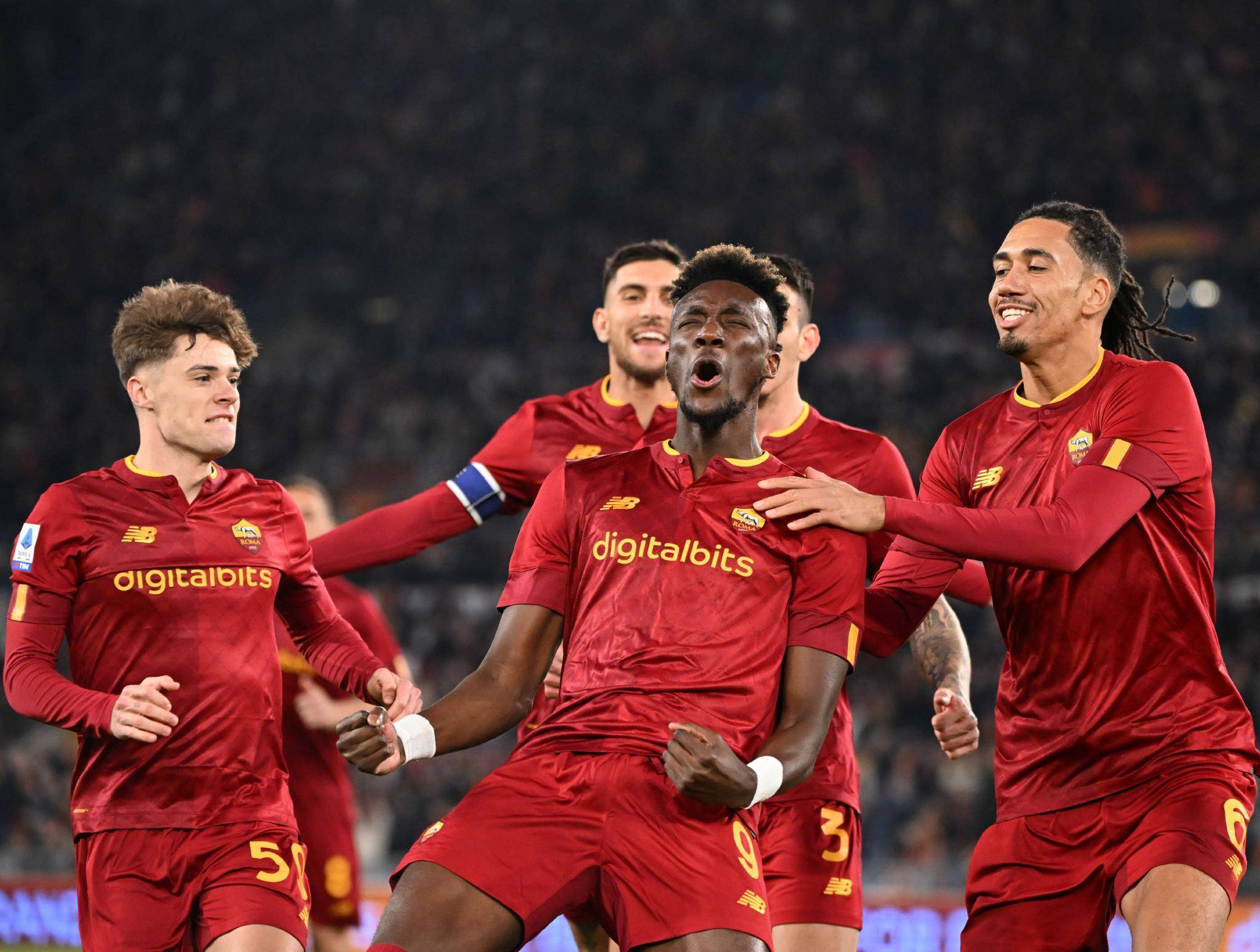 IM体育App下载-華卡洛蓬期勂出現?AC米兰胜?