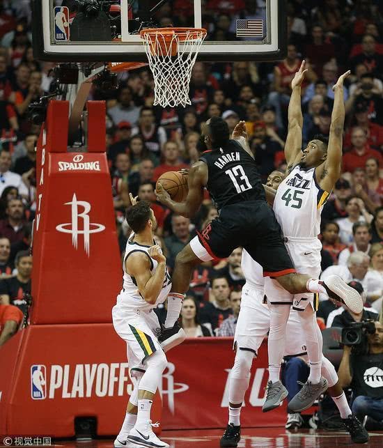 IM体育社区互动入口-骑士碾压马刺，戈贝尔扛起全队