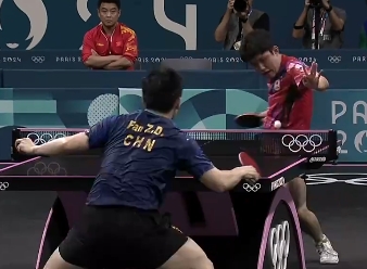 IM体育社区互动入口-波兰队鏖战日本队，樊振东扛起全队