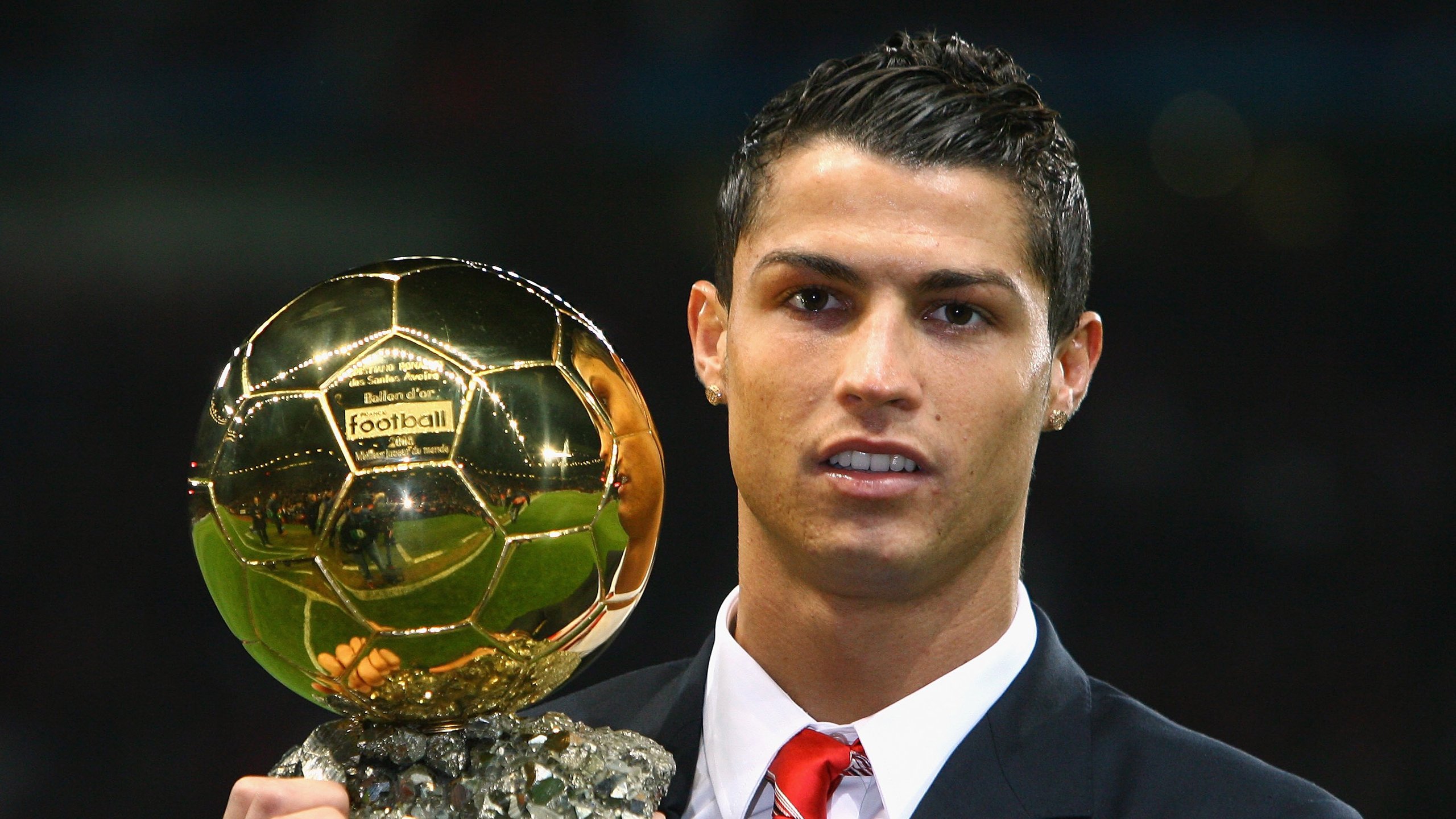 IM体育下载-美加墨世界杯焦点战，苏格兰绝境逢生，2-1险胜雷恩背后的战术博弈与民族韧性