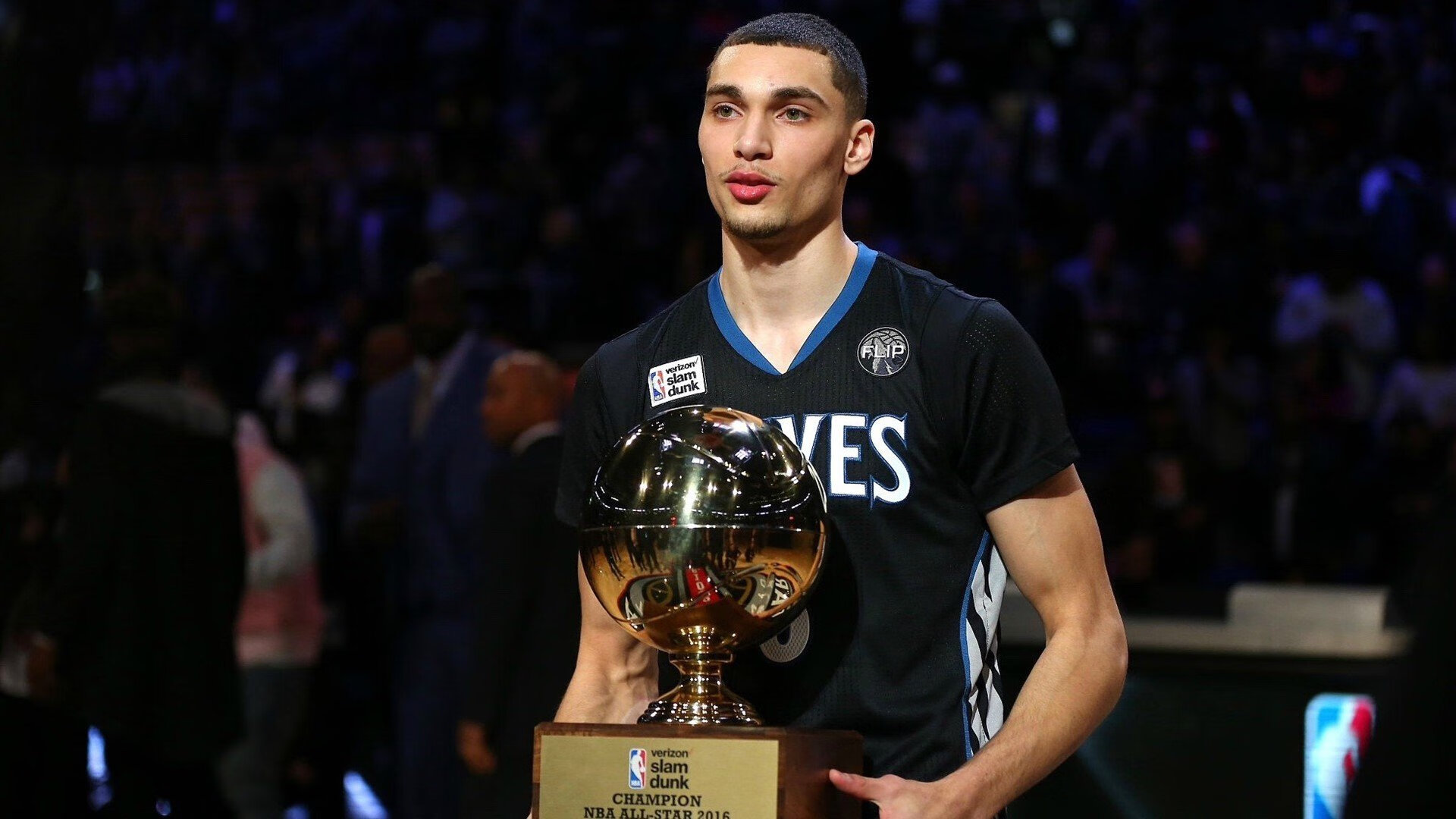 IM体育社区互动入口-跨越赛场的统治力，莫兰特欧冠接管之夜与浙江队惊险胜利的平行叙事